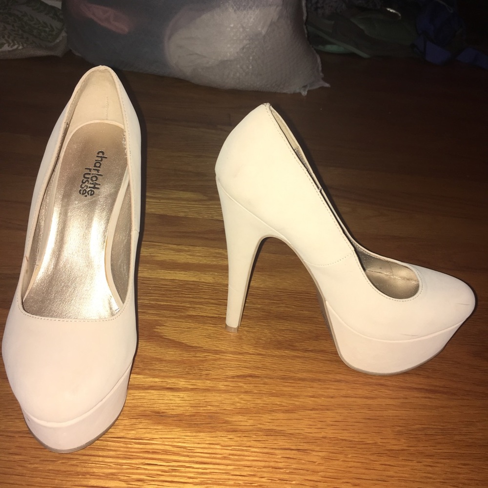 Charlotte Russe cream suede heels (6.5)